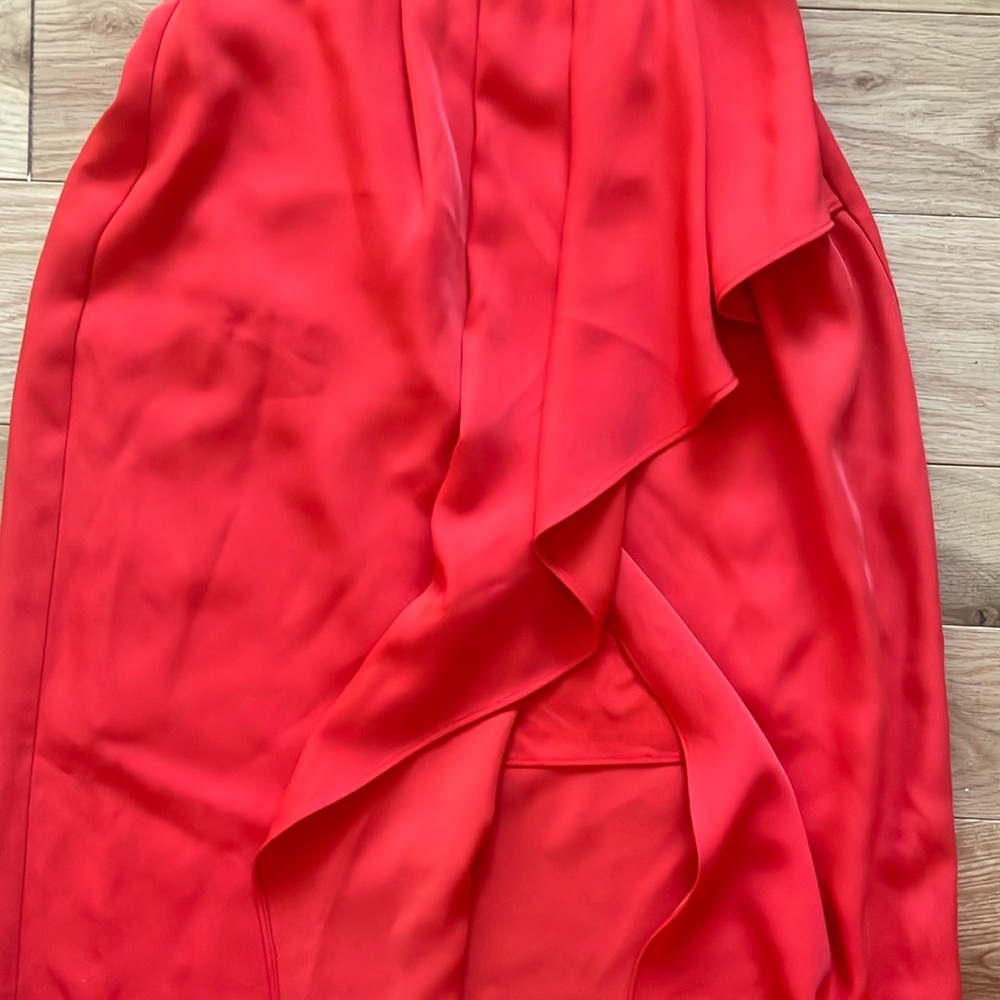 BCBGMaxAzria Vibrant Red one shoulder formal Dress - Picture 9 of 10